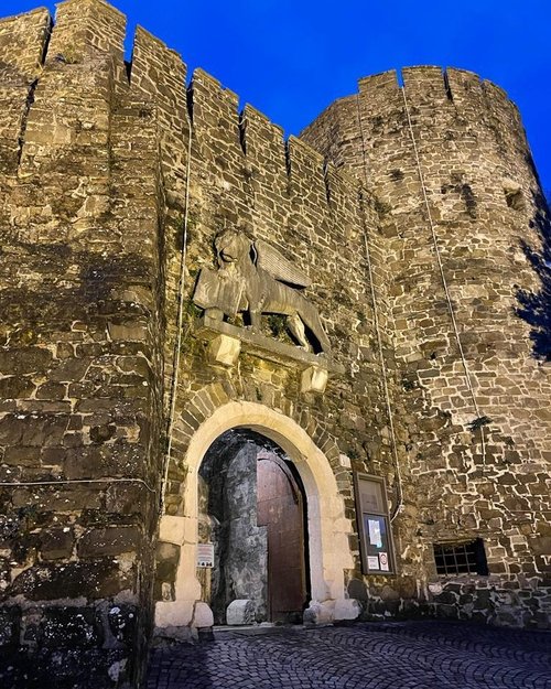 CASTELLO