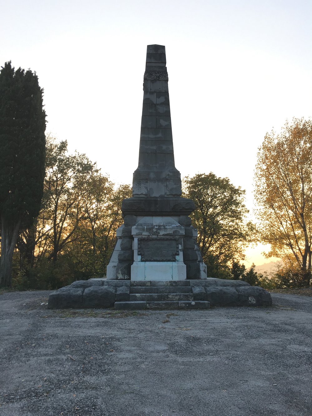 Obelisco 4 generali